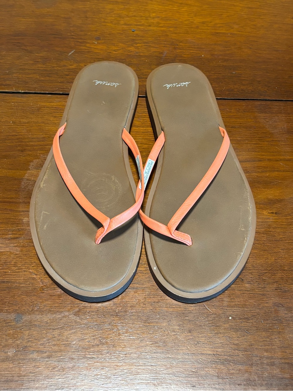 Sanuk Women’s Yoga Venus Hot Coral Flip Flop Size 8 Style11041